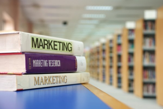 18 cuốn sách marketing hay nhất mà marketer không nên bỏ lỡ