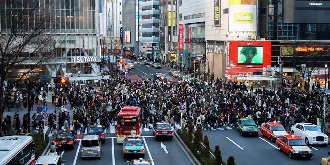 Dân số Nhật Bản hiện nay khoảng bao nhiêu người?
