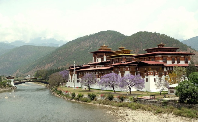 Đất nước hạnh phúc nhất thế giới Bhutan