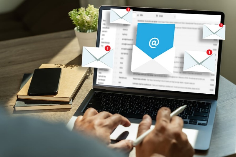 Email marketing Email marketing
