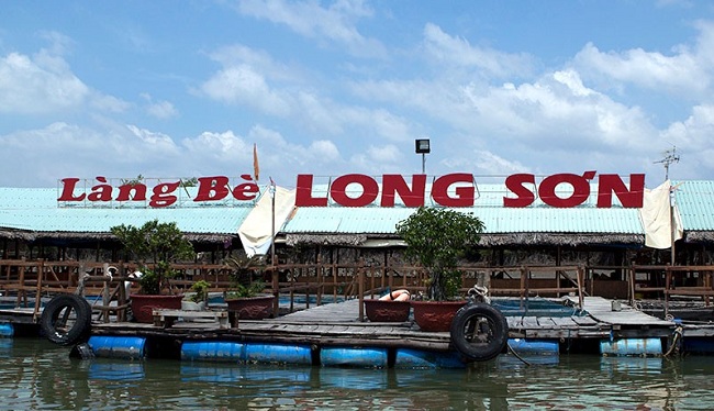 Làng bè Long Sơn