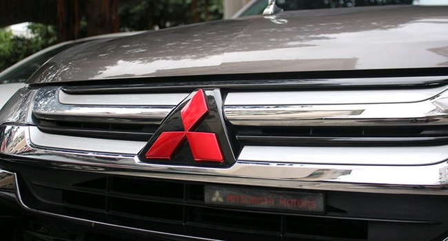 Logo hãng xe oto Mitsubishi