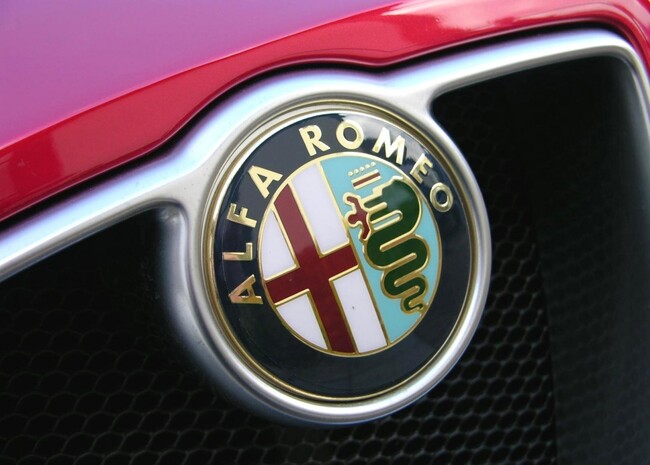 Logo xe ô tô Alfa Romeo