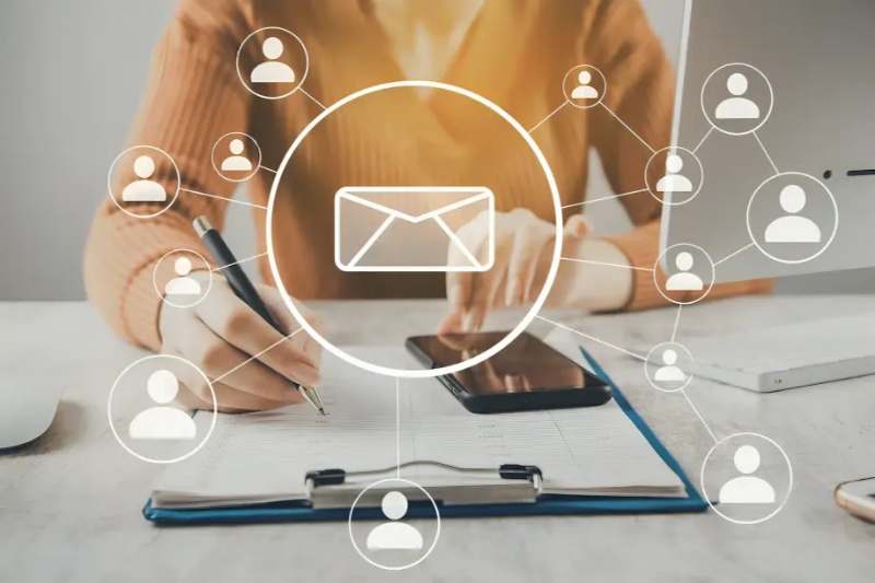 Triển khai email marketing Triển khai email marketing